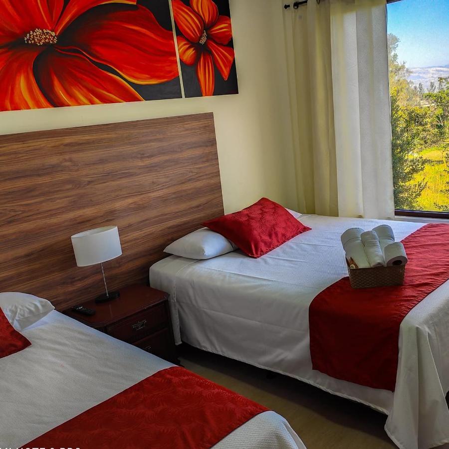 Hotel Las Mercedes Airport-Quito Tababela Eksteriør billede
