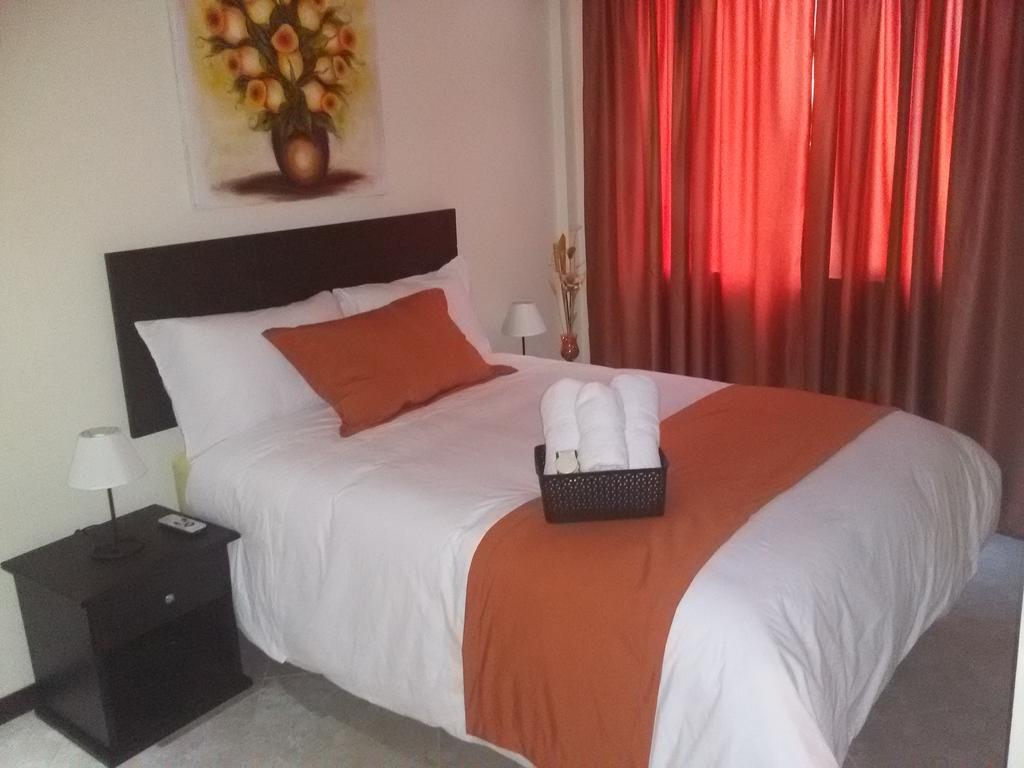 Hotel Las Mercedes Airport-Quito Tababela Værelse billede