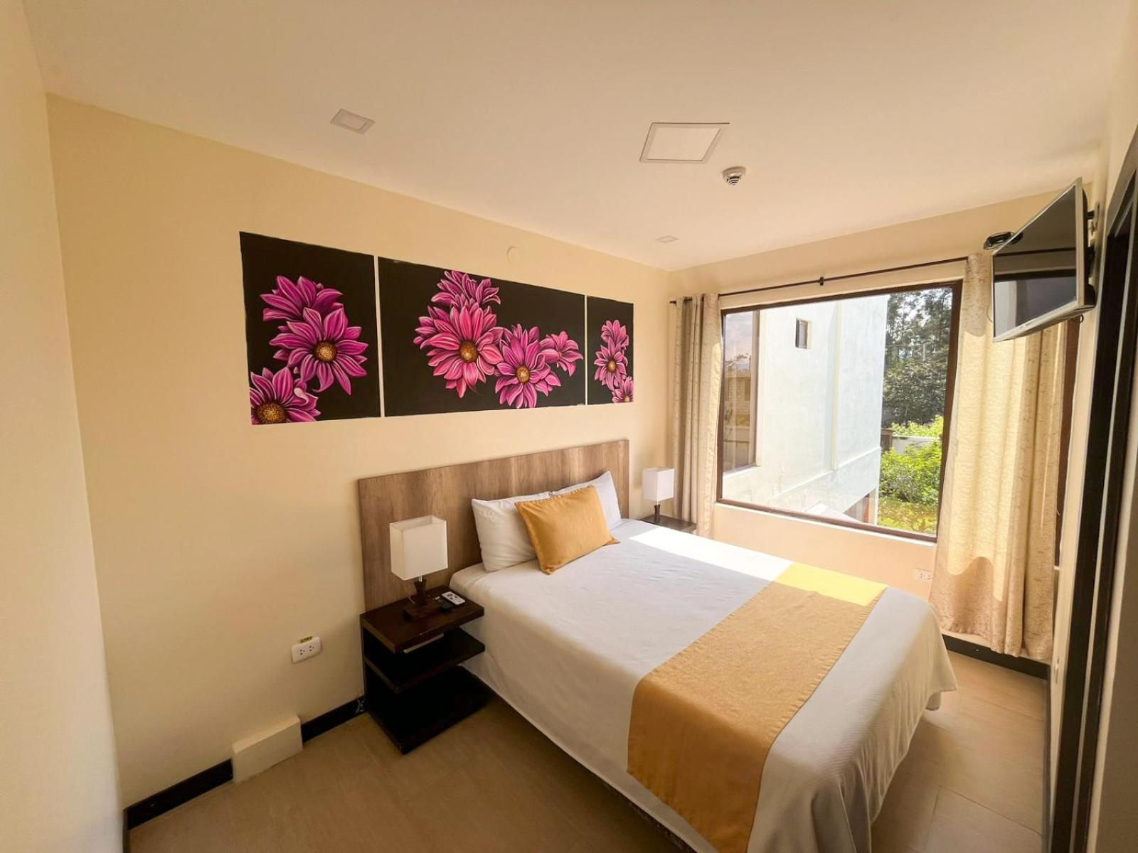 Hotel Las Mercedes Airport-Quito Tababela Eksteriør billede
